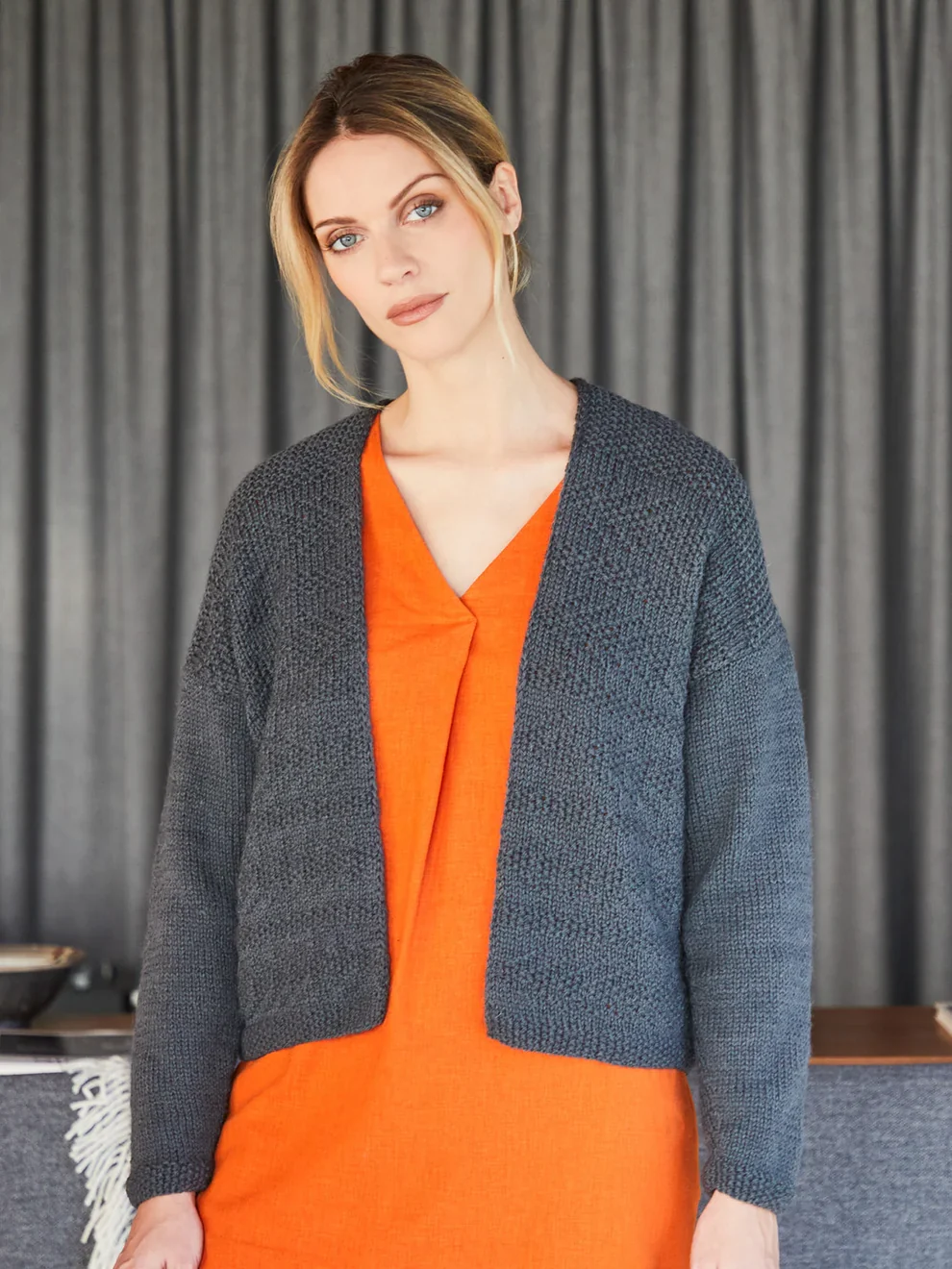 Anni Textured Throw On Cardigan in West Yorkshire Spinners ColourLab Aran - Image 4