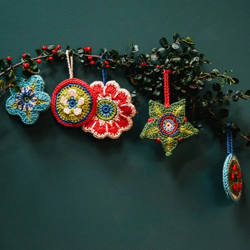 Beaded Christmas Decorations Pattern by Janie Crow - Digital Version - Image 3