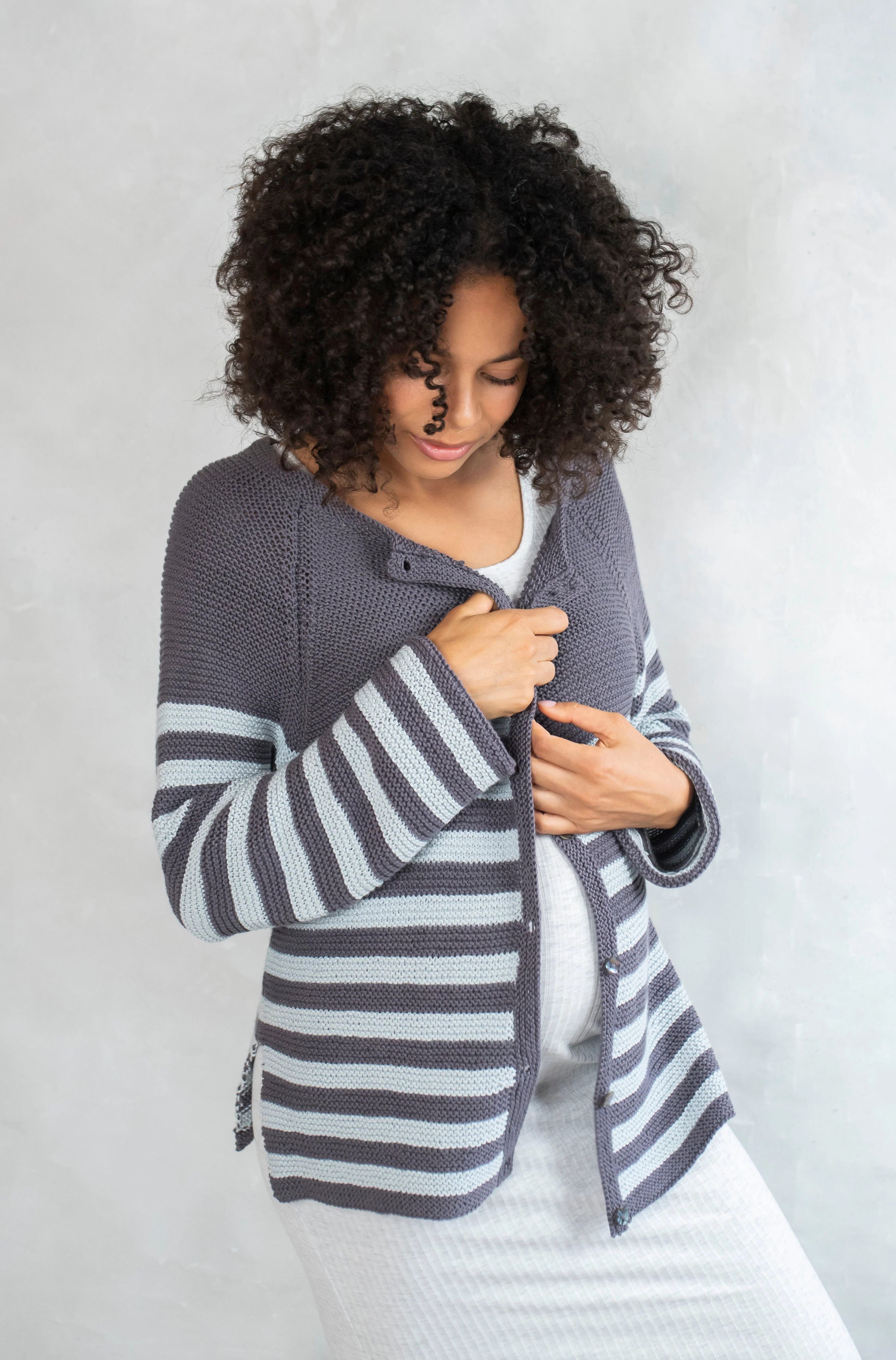 Chime Mama Cardigan in Rowan Summerlite Dk - Digital Version