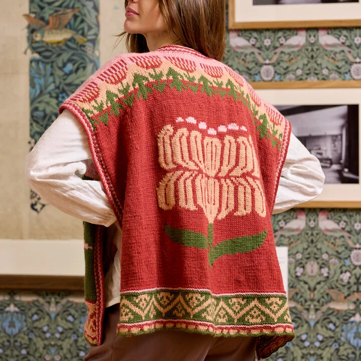 Chrysanthemum Knitted Shawl Make Along in West Yorkshire Spinners Morris Dk - Image 4
