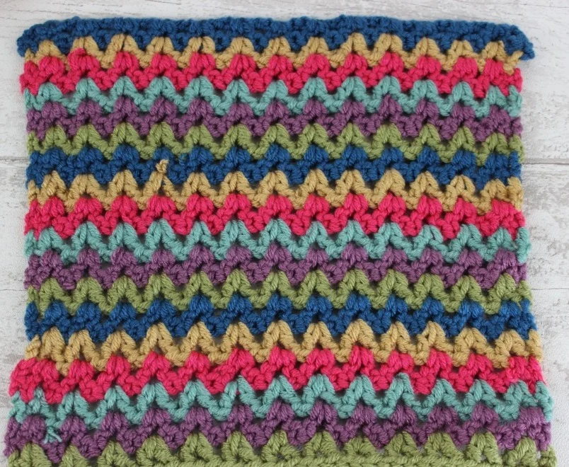 Chunky Monkey Classic Blanket in Scheepjes Chunky Monkey - Image 2