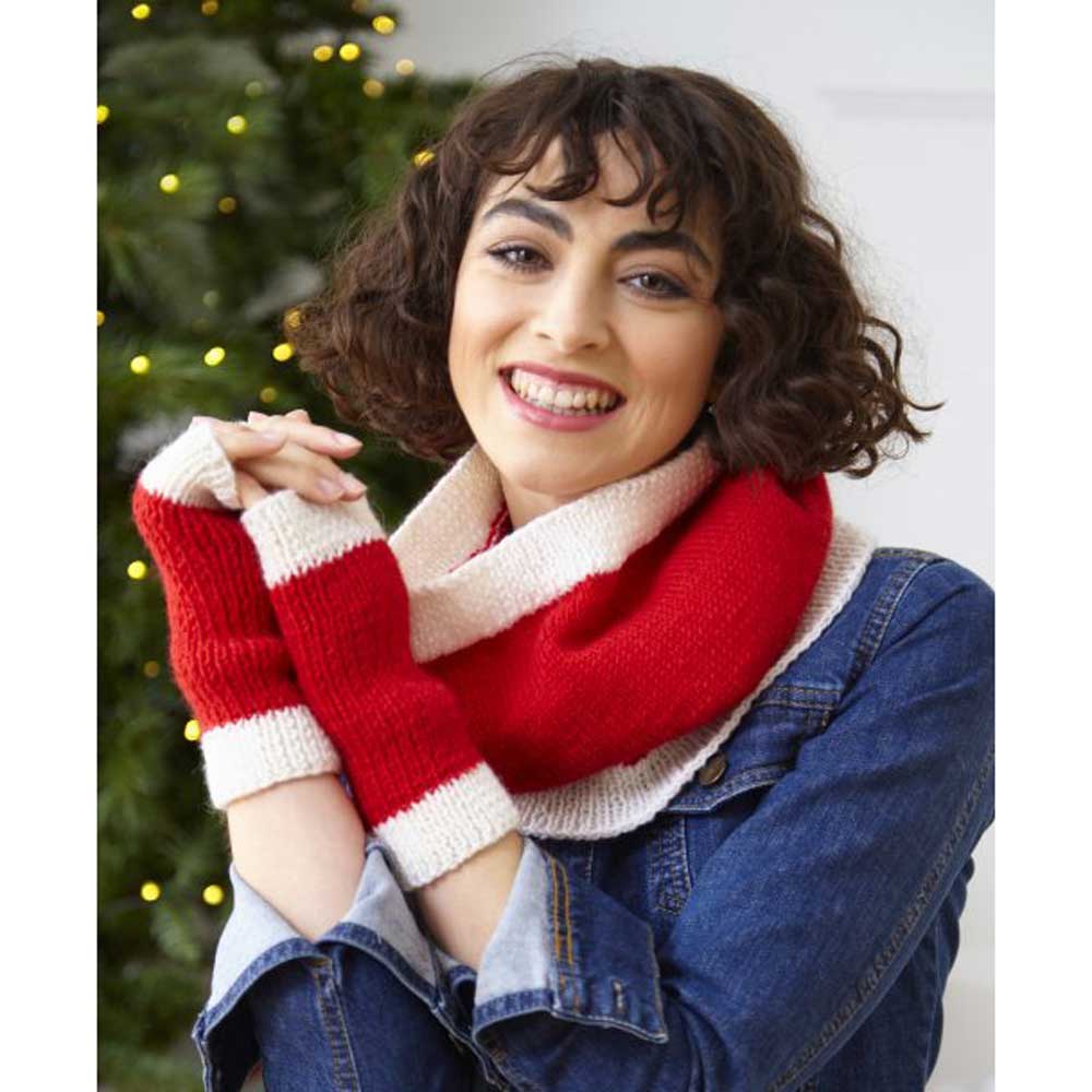 King Cole Family Christmas Knits Book 1 - Image 8