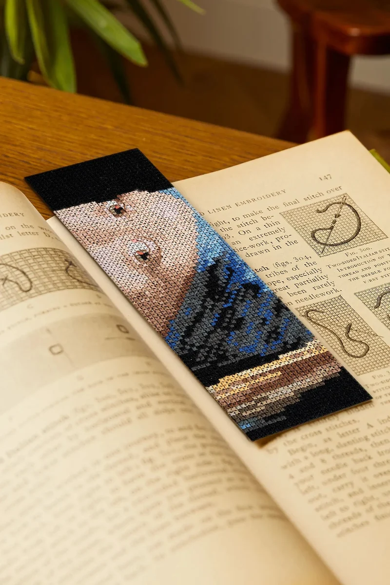 Girl With A Pearl Earring - DMC Bookmark Cross Stitch Kit - Image 2
