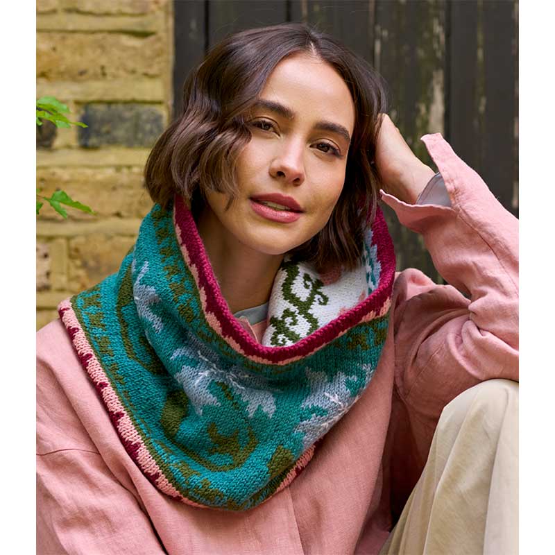 Golden Lily Reversible Cowl in West Yorkshire Spinners Morris Dk - Image 3