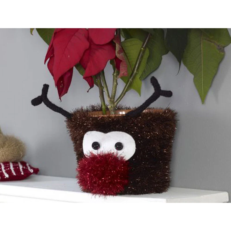King Cole Christmas Knits Book 6 - Image 3