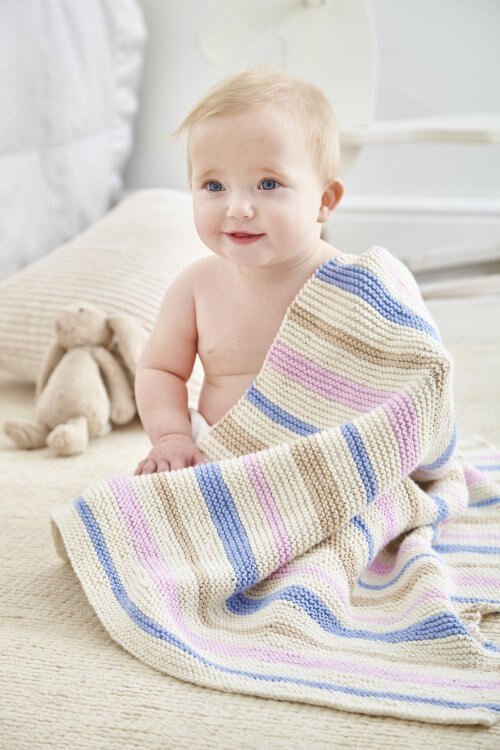 King Cole Newborn Baby Book 4  by Sue Batley-Kyle - Image 2
