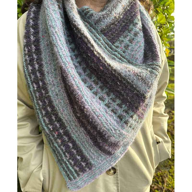 Lampas MAL - Blue Mist - by Lisa Richardson in Rowan Fine Tweed Haze Dk - Image 5