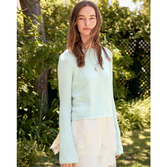 Lyra Sweater in Sandnes Garn Dk