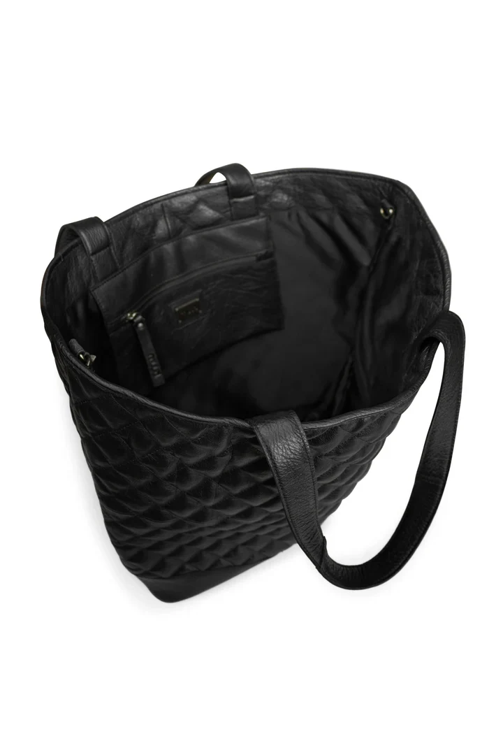 muud Betsy XL Shopper - Black - Image 3