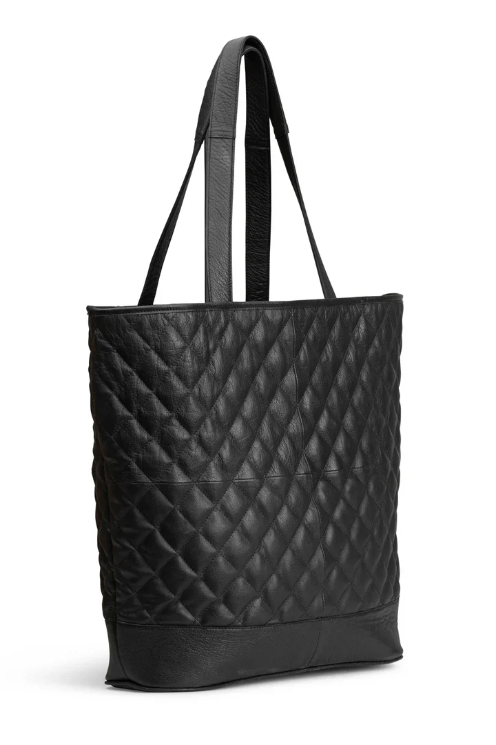 muud Betsy XL Shopper - Black - Image 4