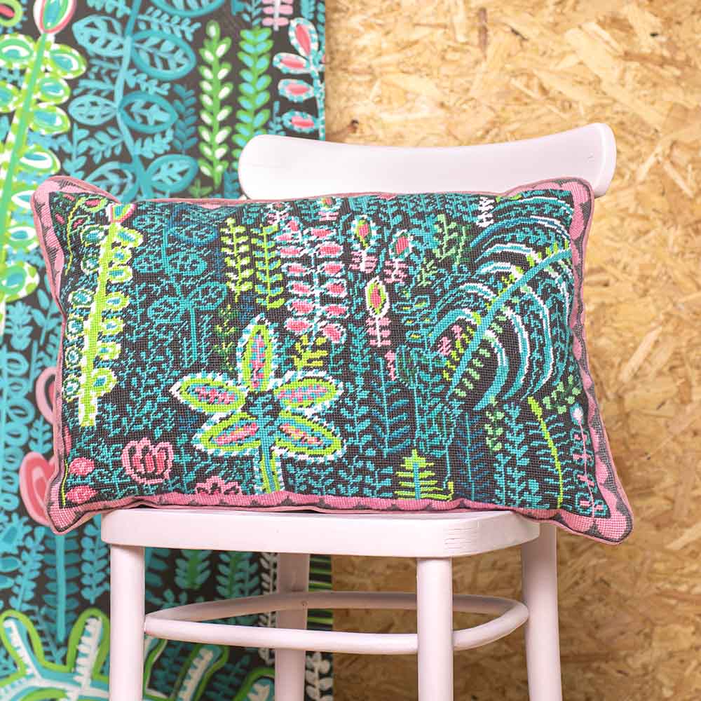 Scheepjes Lucy Tiffney Tapestry Kit - Lagoon - Image 2