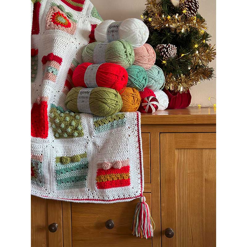 The Gift of Christmas Blanket Pattern Booklet by Anita Gibney - Image 5