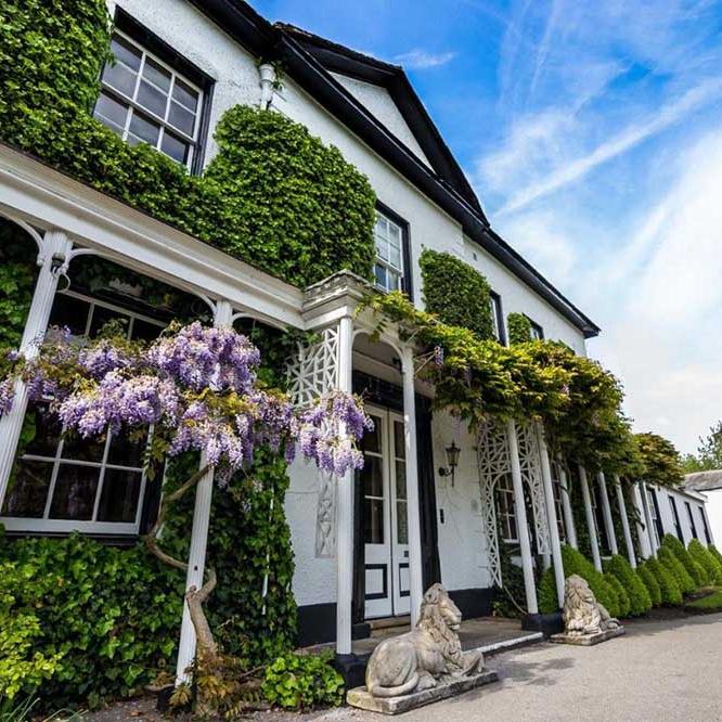 Three Day Knitting Retreat: 10th-13th April 2027 - Twin Room