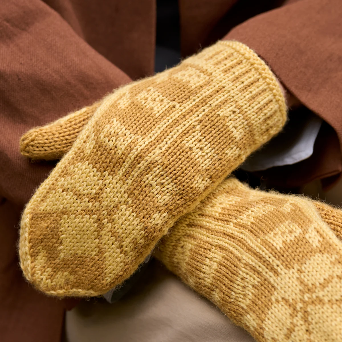 Arcadia Beret & Mittens Colour Pack in West Yorkshire Spinners Morris Dk by Debbie Bliss & Chloe Elizabeth Birch - Image 3