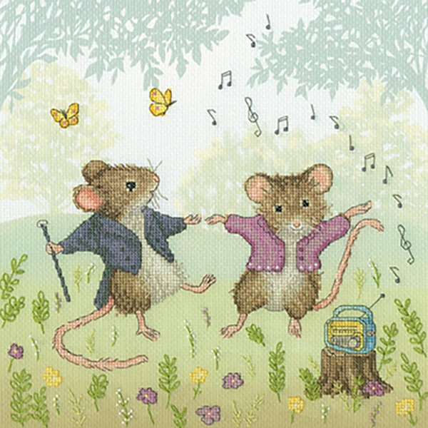 Woodland Waltz - Bothy Threads Cross Stitch Kit